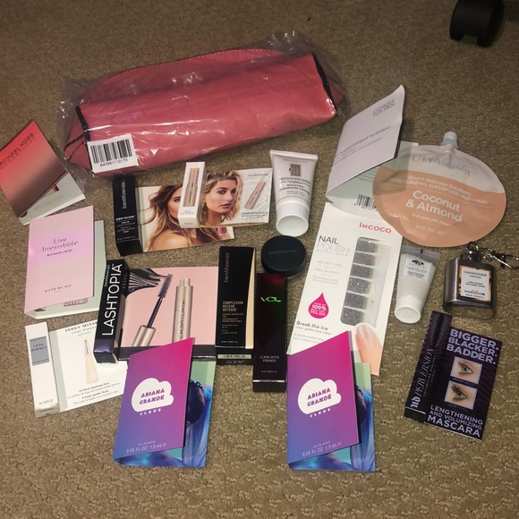 Ariana Grande Other - Makeup bundle!!